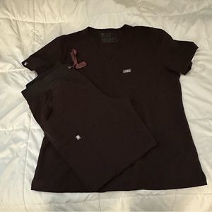 Figs Large Catarina Top and Medium Petite Kade Cargos